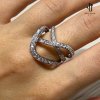 Anello in oro bianco e diamanti